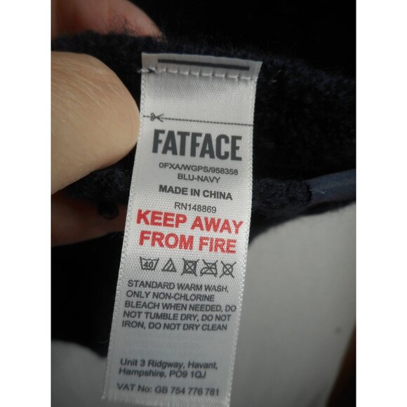 Fatface Navy Blue knit Infinity Scarf  23 x 29.5 inches Pom pom accents acrylic - Picture 3 of 4